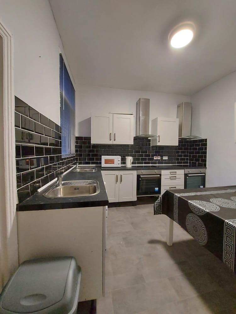 🌟 Single Room – Sylvan Avenue (N22 5JA)